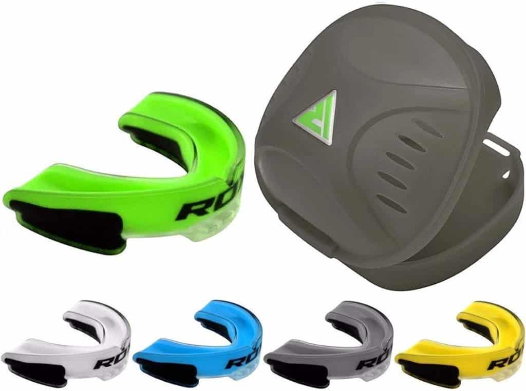 5 Best Mouthguards for MMA in 2023 (Buying Guide & Review)